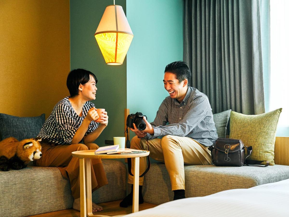 Omo7 Asahikawa By Hoshino Resorts Luaran gambar A couple at a hotel